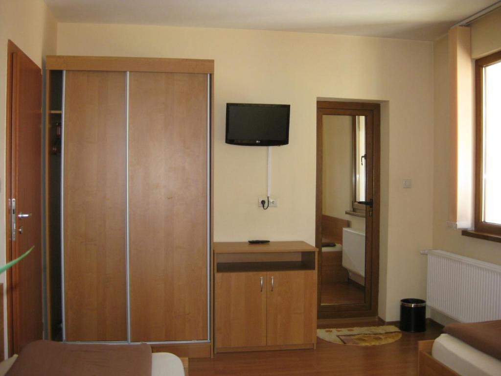 Family Hotel Veronika เดวิน ภายนอก รูปภาพ